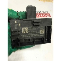 Блок управления двери передней левой Volkswagen Touareg 2013 4H0959793AA