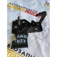 Замок капота Volkswagen Touareg 2006