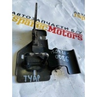 Замок капота Volkswagen Touareg 2008