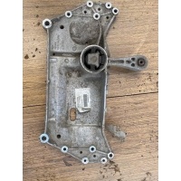 Балка подвески передняя (подрамник) Volkswagen Touran 2006 1K0199369G