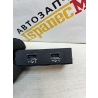 Разъем AUX / USB AUDI SQ7 4M 2019 4N0035722
