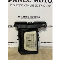 Корпус воздушного фильтра Audi Q7 4M 2017 4M0133843C