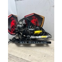 Петля капота правая AUDI Q7 4M 2022 4M0823302B