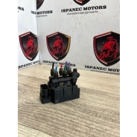 Блок клапанов пневмоподвески Porsche Cayenne 9Y 2020 4M0616013B