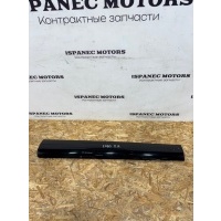 Молдинг двери передней правой Land Rover Range Rover L460 2023 M8E221064AG, LR173220 M8E2-21064-BH