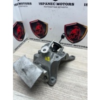 Кронштейн двигателя AUDI Q8 4MN 2020 4M0199308BM