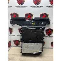 Корпус воздушного фильтра AUDI Q8 4MN 2020 4M0133837F