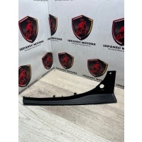 Накладка крышки багажника Land Rover Defender L663 2023 LR130646, l8b204326d
