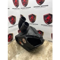 Корпус воздушного фильтра Audi RS6 C7 2017 4g0133836af