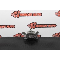 Опора двигателя левая SKODA Octavia A7 Шкода Октавия А7 SKODA Octavia A7 5Q0199555T