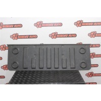 Накладка крышки багажника NISSAN NAVARA Ниссан NAVARA NISSAN NAVARA КЕ9304X020