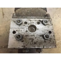 Блок ABS MERCEDES Sprinter ФУРГОН 1998 0265220488 A0004460789