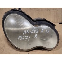 Фара правая MERCEDES C W203 СЕДАН 2001 0301166202 A2038200261