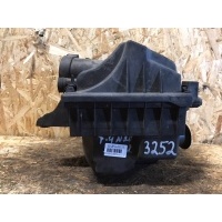 Корпус воздушного фильтра VOLKSWAGEN Transporter T4 2002 021129607P