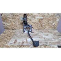 Педаль тормоза TOYOTA RAV4 2003