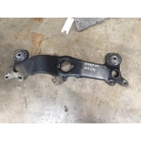 Балка под КПП AUDI A4 B6 2002 8e0399263af
