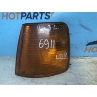 Поворотник левый VOLKSWAGEN Passat B3 1990