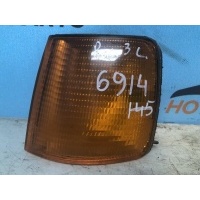 Поворотник левый VOLKSWAGEN Passat B3 1990