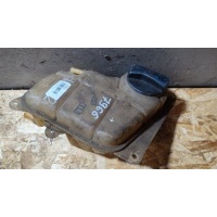 Бачок расширительный AUDI A4 B5 1998 8D0121403L