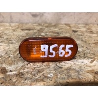 Поворотник правый VOLKSWAGEN Passat B4 1994 3A0949117A
