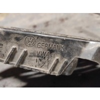 Кронштейн VOLKSWAGEN Golf 5 2005 1K6807393