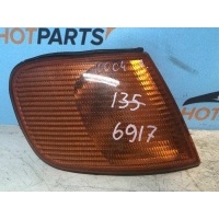 Поворотник правый AUDI 100 C4 1992