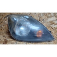 Фара правая FORD Fiesta 2003 6S61-13W029-AE