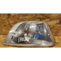Поворотник правый VOLVO V40 1999