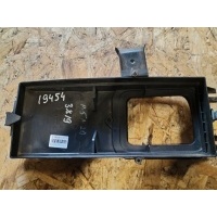Корпус салонного фильтра VOLKSWAGEN Passat B5 1998 8D0819641B