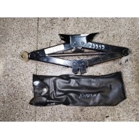 Домкрат MITSUBISHI Carisma 2003