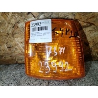 Поворотник правый VOLKSWAGEN Transporter T4 1993