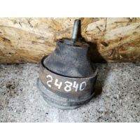 Подушка крепления двигателя VOLKSWAGEN Passat B5 1999 8D0199379S