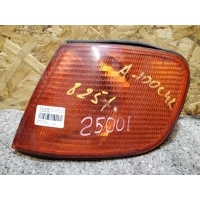 Поворотник левый AUDI 100 C4 1994