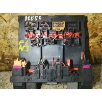 Блок предохранителей VOLKSWAGEN Passat B6 2008 3c0937049ae