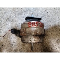 Подушка крепления двигателя AUDI A4 B6 2004