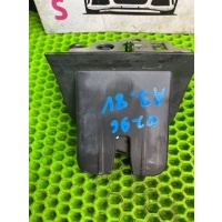 Замок багажника Audi A3, 8P1, 8PA, 8V1, 8VA, 8VS Audi A3 8V (2012—2016) DBA-8VCXS 2014 8R0827505