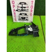 Кронштейн ручки двери BMW 5-Series, G30, G31, G38 BMW 5 серия G30/G31 (2016—2020) G30 2017 51217401205