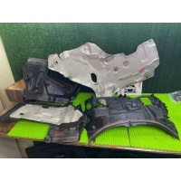 Подкапотные тепловые экраны C-Class, S205, W205 Mercedes-Benz C-класс W205/S205/C205/A205 (2014—2018) S205 2014 A2056200140