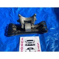 Кронштейн КПП на C-Class, A205, C205, S205, W205 Mercedes-Benz C-класс W205/S205/C205/A205 (2014—2018) S205 2014 A2112420340