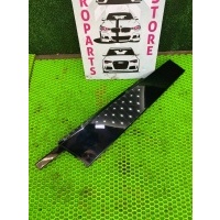 Накладка стойки двери Mercedes C-Class, S205, W205 Mercedes-Benz C-класс W205/S205/C205/A205 (2014—2018) S205 2015 A2056900187