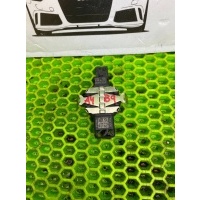Датчик дождя на Audi S4, A4 (B9), 8W2, 8W5, 8WH Audi A4 B9 (2015—2020) 8W2 2016 81A955555A