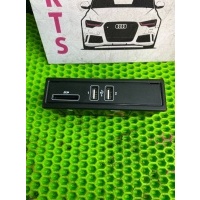 Блок управления USB на C-Class, C205, S205, W205 Mercedes-Benz C-класс W205/S205/C205/A205 (2014—2018) W205 2016 A2058200126