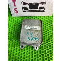 Радиатор масляный Audi A3, 8V1, 8V7, 8VA, 8VE, 8VF Audi A3 8V рестайлинг (2016—2020) 8V1 2017 04E117021K