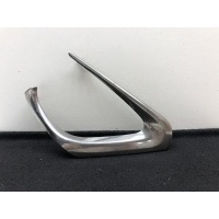 Накладка на решетку правая Toyota Camry V50 2011-2017 Toyota Camry V50 2011-2017 5271233010