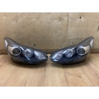 Комплект фар Kia Sportage 2016-2021 Kia Sportage 2016-2021 92101F1000