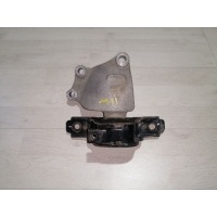 Опора двигателя Chery M11 (A3) A3 (2010—2015) Chery M11 (A3) A3 (2010—2015) 2013 M111001110BA