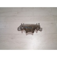 Кронштейн опоры КПП Renault Logan I (2004—2009) Renault Logan I (2004—2009) 2006 112224729R