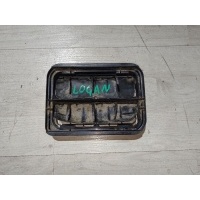 Решетка вентиляционная Renault Logan I (2004—2009) Renault Logan I (2004—2009) 2006 7700838358
