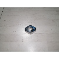 Эмблема Renault Logan I (2004—2009) Renault Logan I (2004—2009) 2006 8200445618