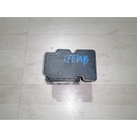 Блок ABS (насос) Kia Ceed JD (2012—2015) Kia Ceed JD (2012—2015) JD 2015 A258930100, 6158944200